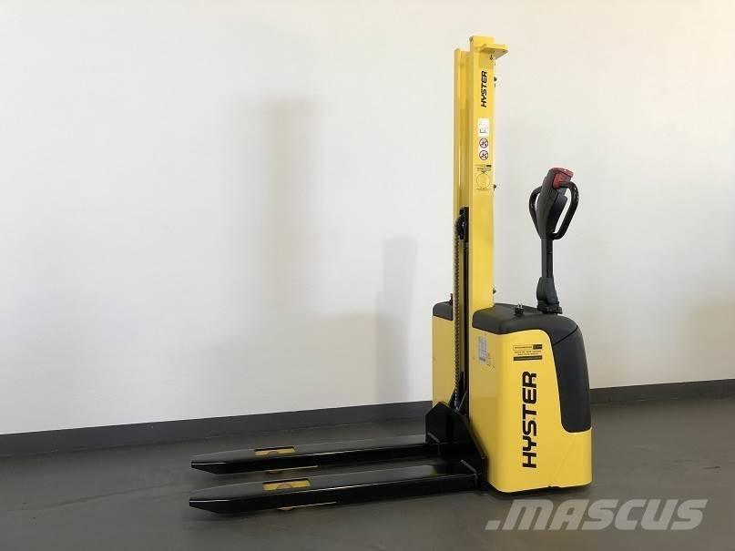 Hyster SC1.0 Käyden ajettavat pinoamistrukit