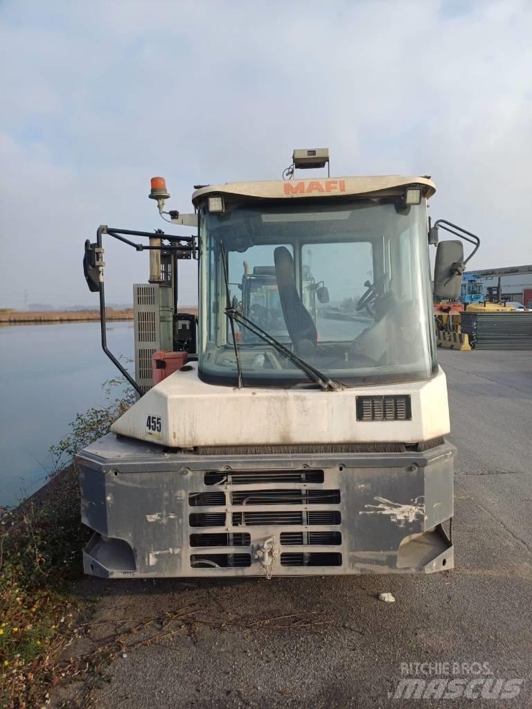 Mafi R336 Terminaalitraktorit