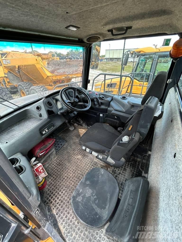 Bell B30E Dumpperit