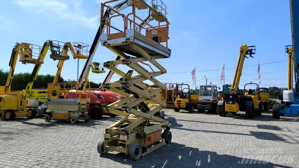 JLG 3246 ES Saksilavat