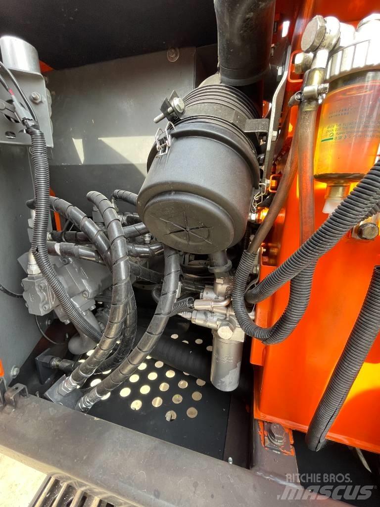Hitachi Zaxis 70 Telakaivukoneet