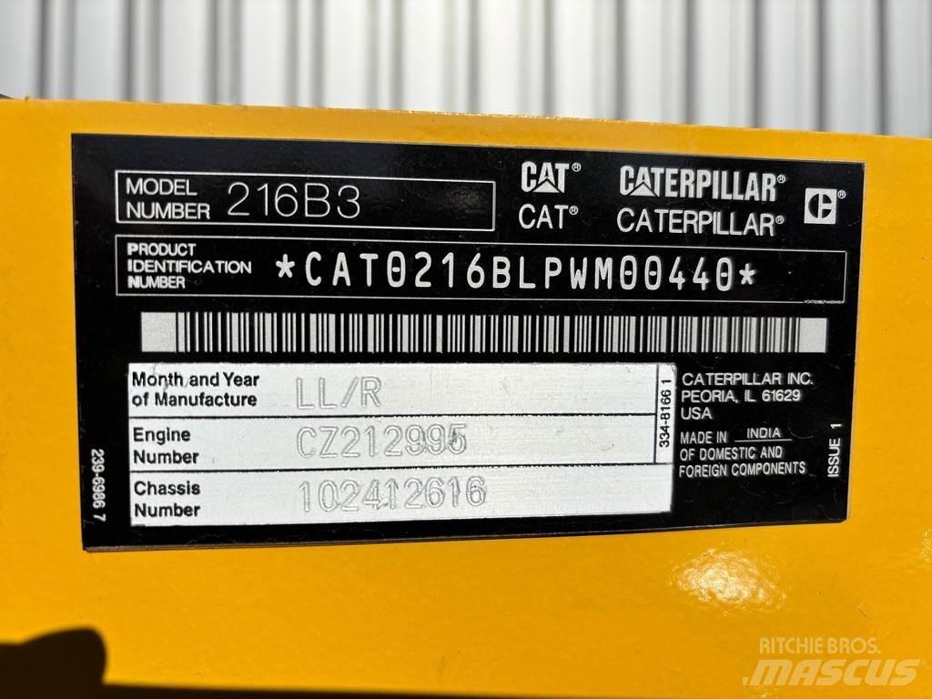 CAT 216B3 Pyöräkuormaajat