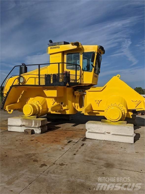 Bomag BC1172RB Kaatopaikkajyrät