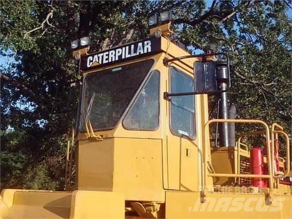 CAT 826C Kaatopaikkajyrät
