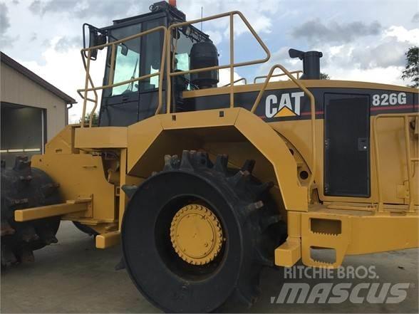 CAT 826G Kaatopaikkajyrät