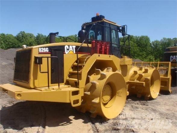 CAT 826G Kaatopaikkajyrät