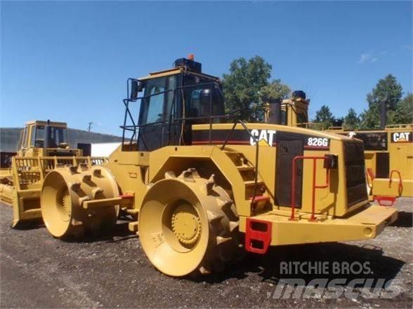 CAT 826G Kaatopaikkajyrät