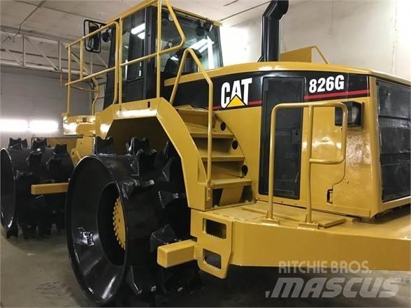 CAT 826G Kaatopaikkajyrät