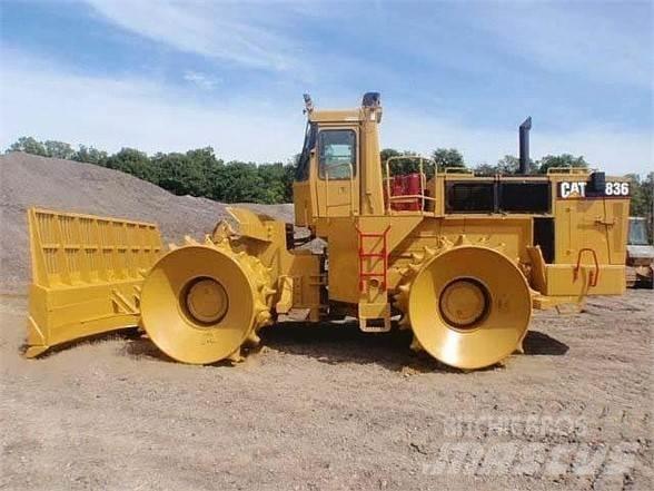 CAT 836C Kaatopaikkajyrät
