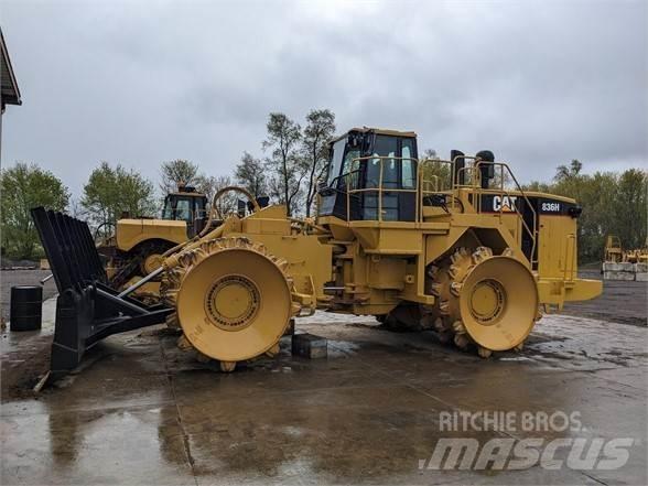 CAT 836H Kaatopaikkajyrät