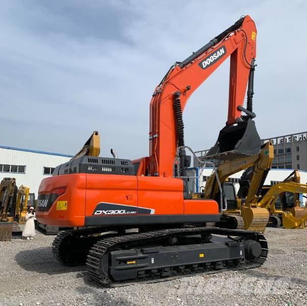 Doosan 300LC-9C Telakaivukoneet