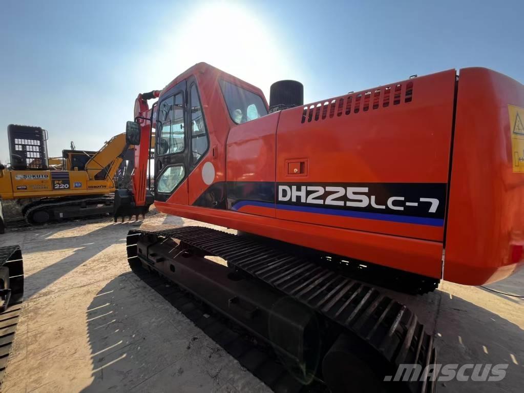 Doosan DH 225 LC-7 Telakaivukoneet