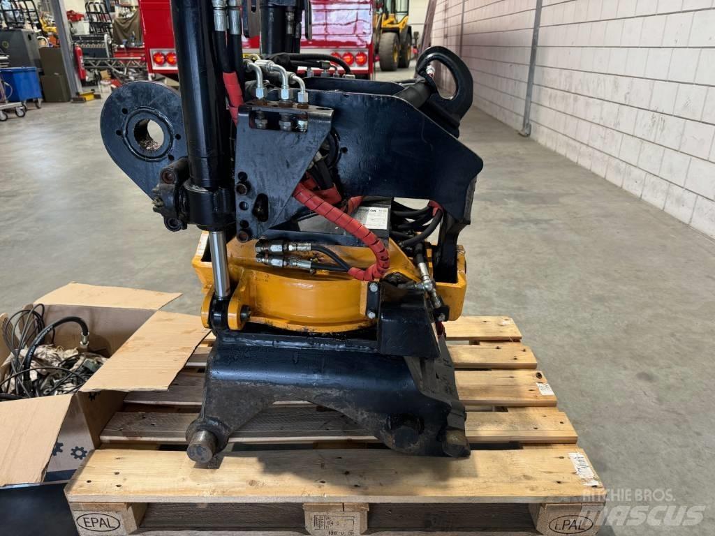 Engcon EC15B-CW30EC Kauhanpyörittäjät