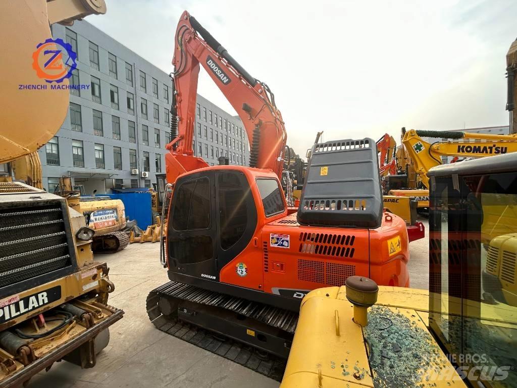 Doosan DX 150 Midikaivukoneet 7t - 12t