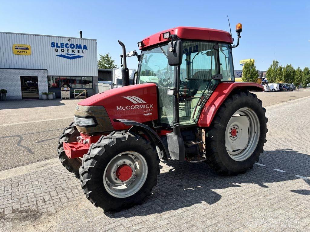 McCormick CX95 Traktorit