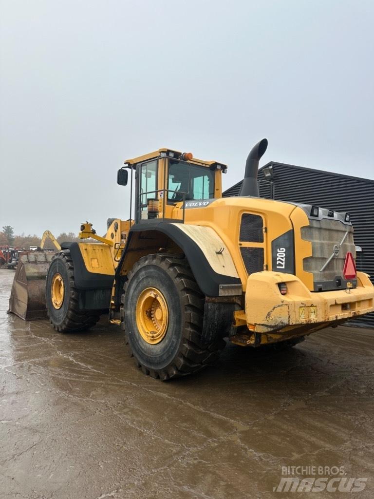 Volvo L 220 G Pyöräkuormaajat