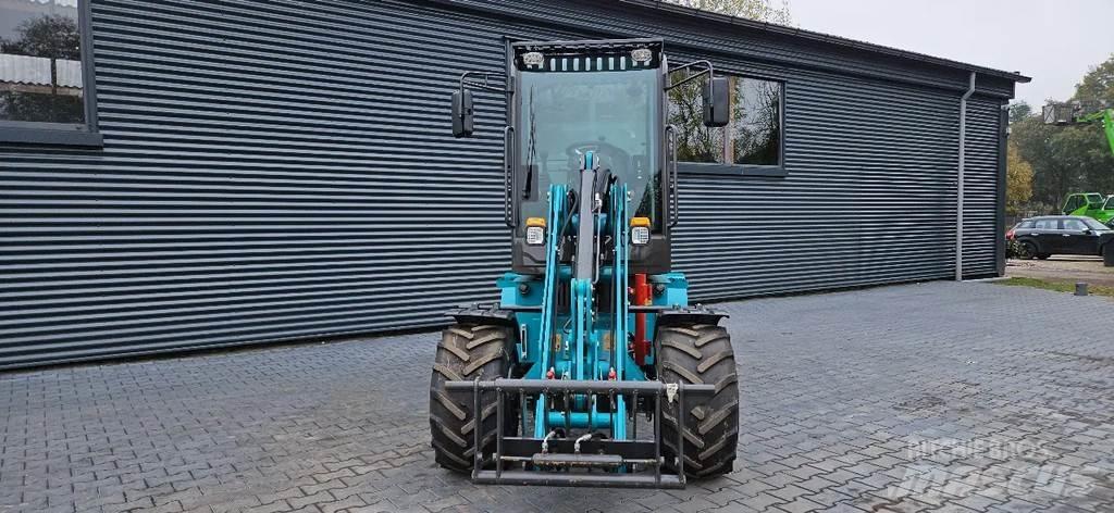Wolf R906 Pyöräkuormaajat
