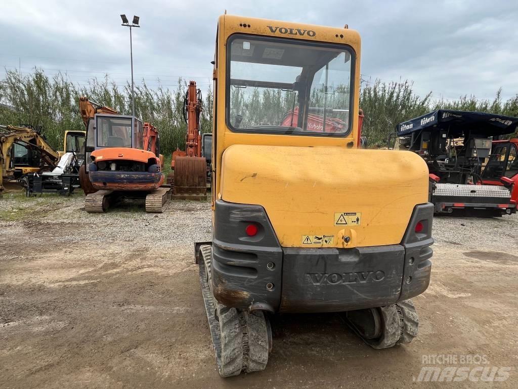 Volvo EC 25 Minikaivukoneet < 7t