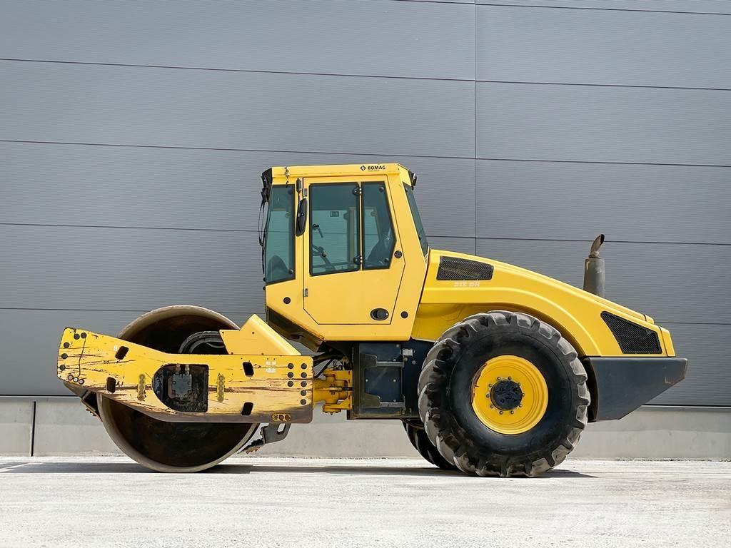 Bomag BW 213 DH-4 Yksivalssijyrät