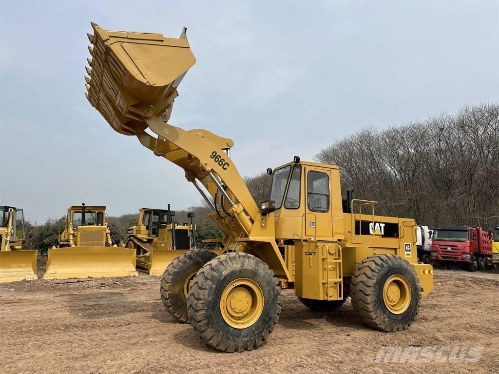 CAT 966C Pyöräkuormaajat