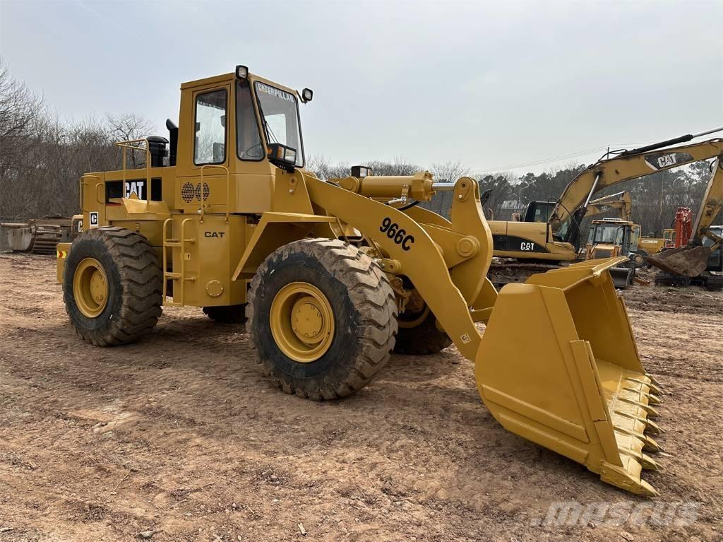 CAT 966C Pyöräkuormaajat
