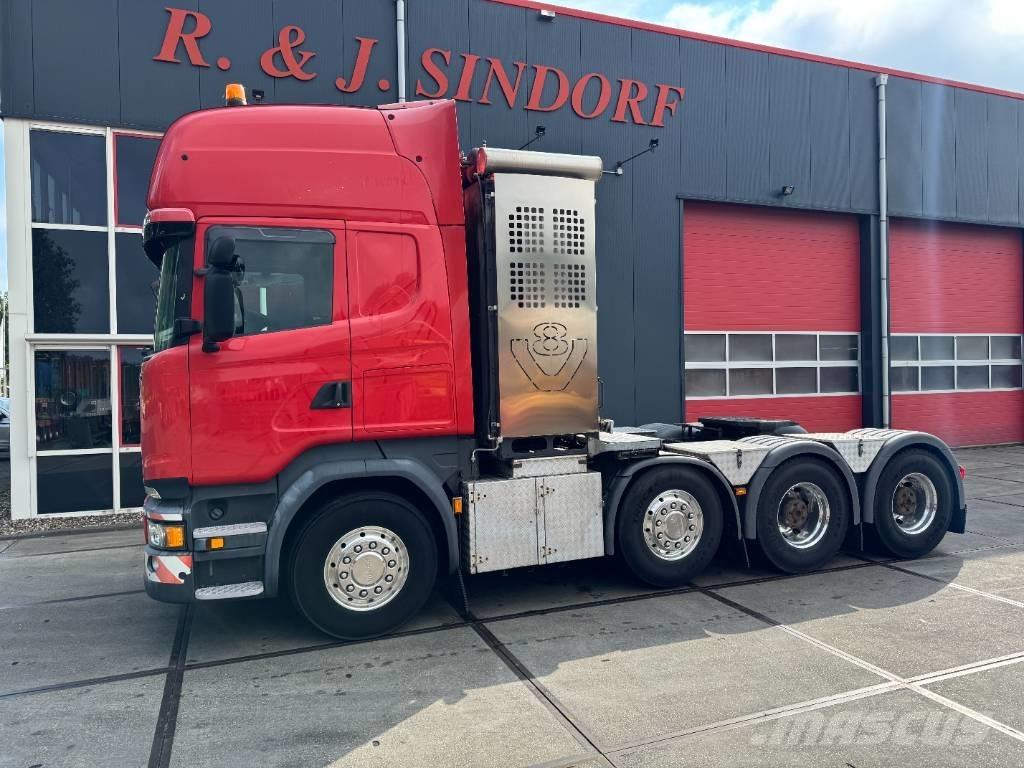 Scania R580 LA 8x4 Vetopöytäautot