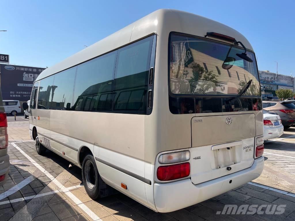 Toyota Coaster Bus Minibussit