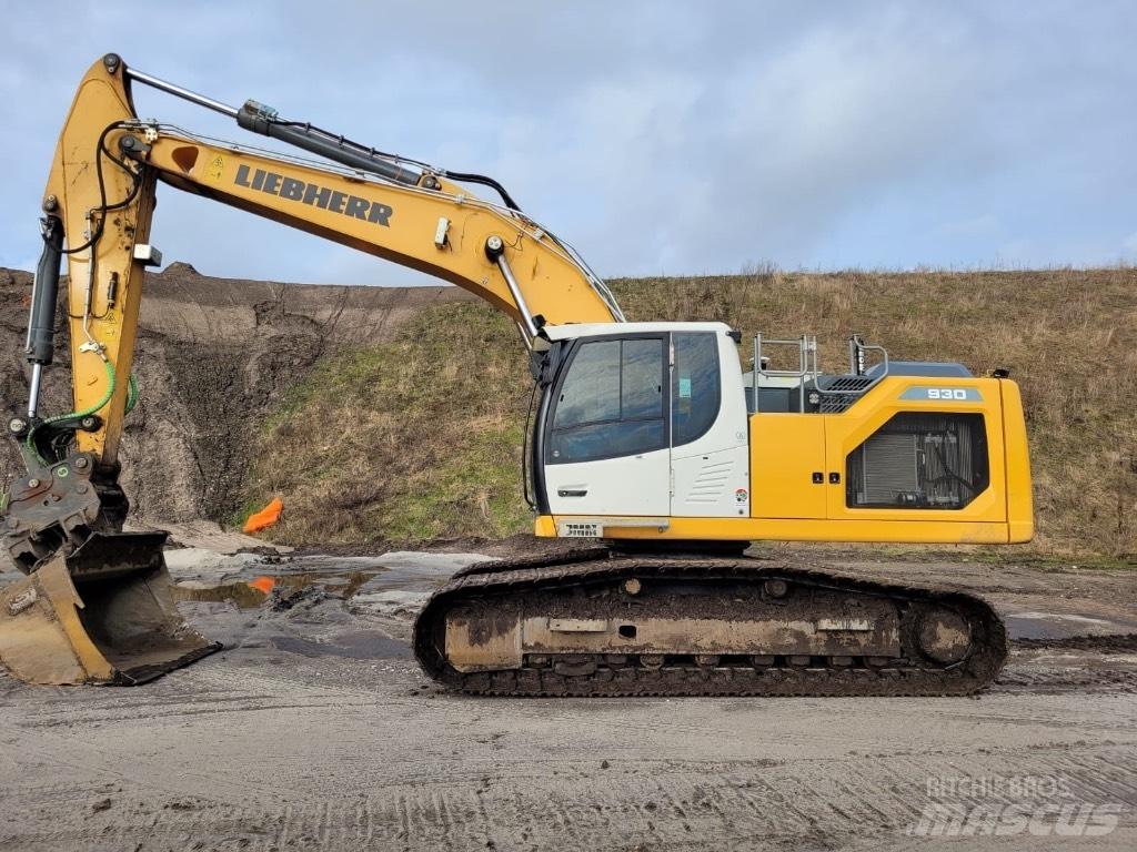 Liebherr R930 G8 Telakaivukoneet