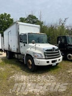 Hino 338 Umpikorikuorma-autot