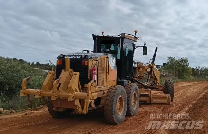 CAT 140 M Tiehöylät