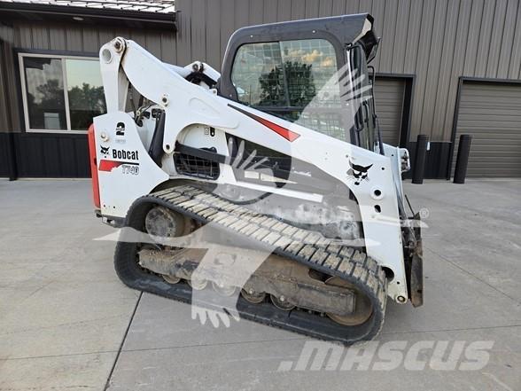 Bobcat T740 Liukuohjatut kuormaajat