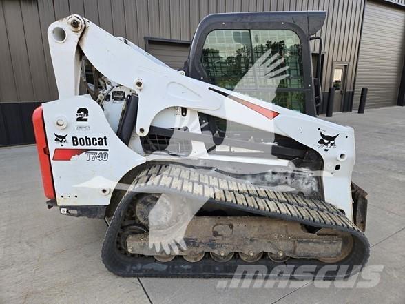 Bobcat T740 Liukuohjatut kuormaajat
