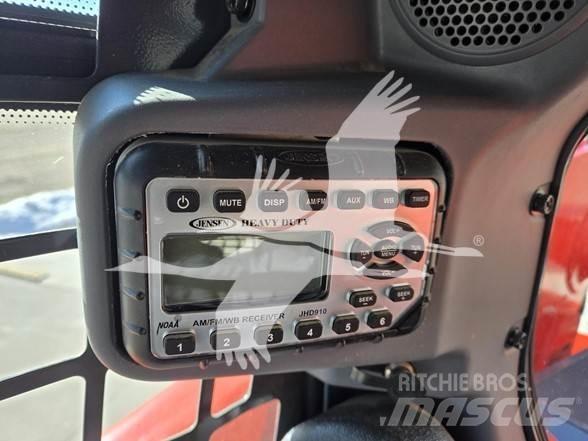 Kubota SSV75 Liukuohjatut kuormaajat