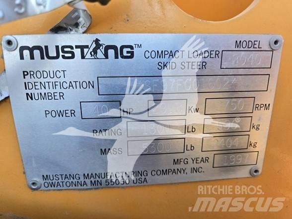 Mustang 2040 Liukuohjatut kuormaajat