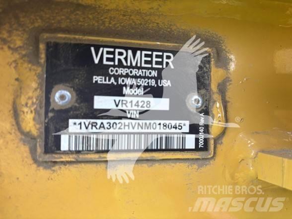 Vermeer VR1428 Pöyhimet ja haravat