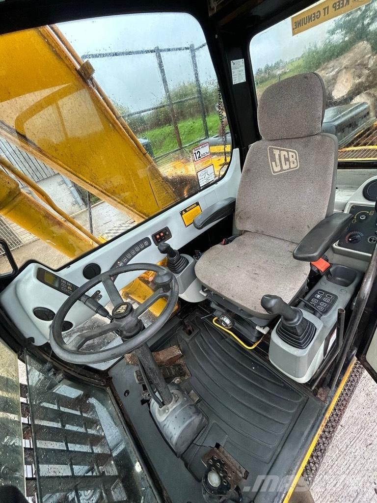 JCB JS 130 W Pyöräkaivukoneet
