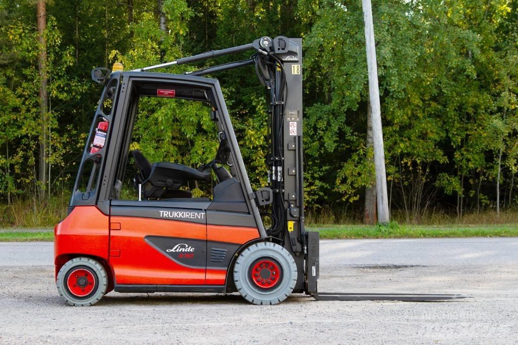 Linde E30-01 Sähkötrukit