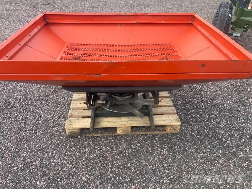 Nordsten TS500 Lannoitteenlevittimet