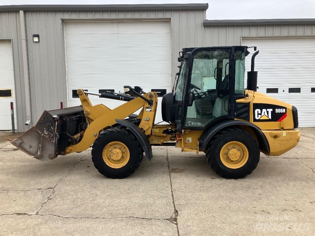 CAT 906 H Pyöräkuormaajat