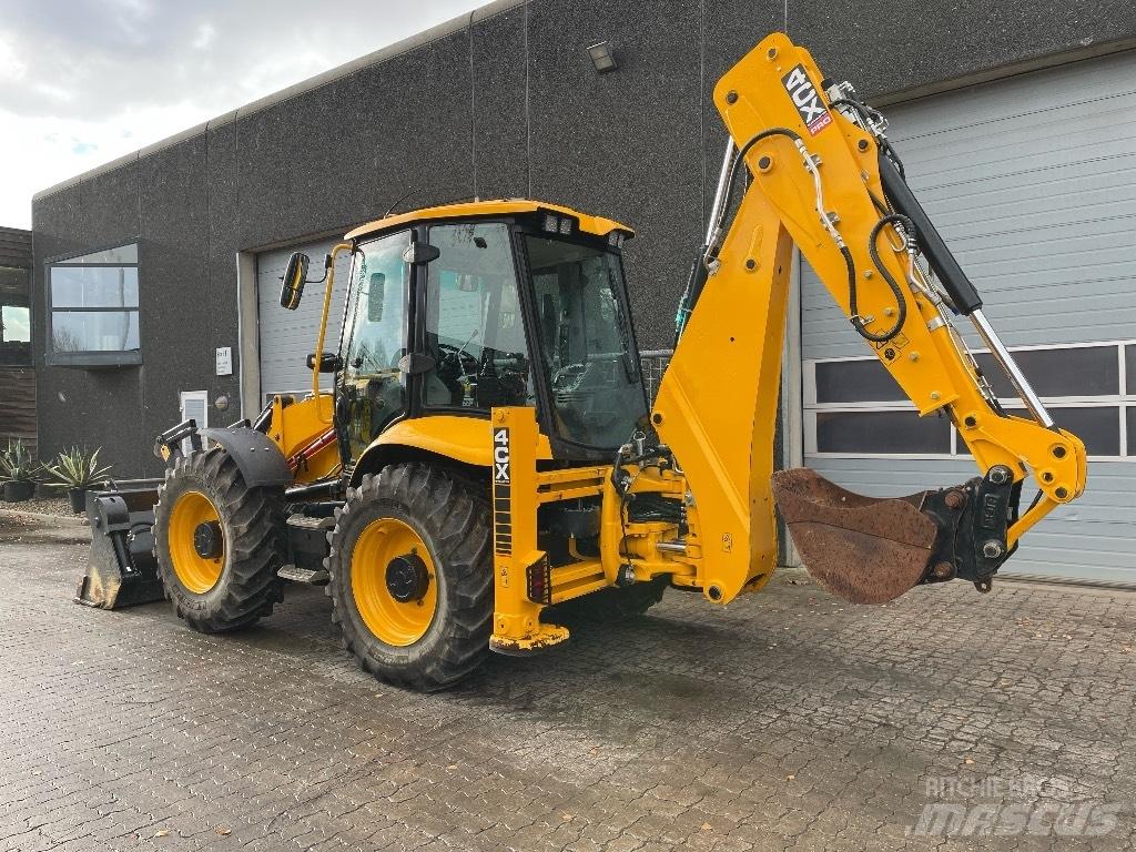 JCB 4CX Pro Kaivurikuormaajat