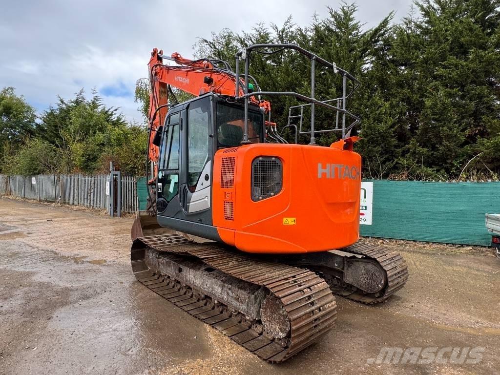 Hitachi ZX 135 US-5B Telakaivukoneet