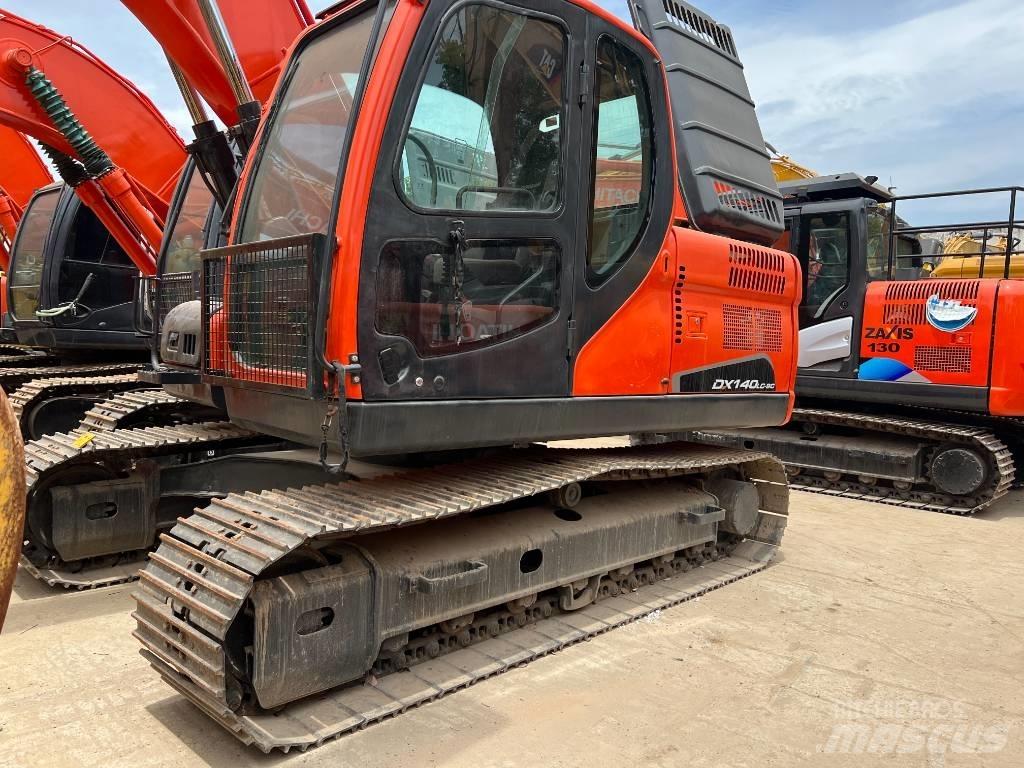 Doosan DX140 Telakaivukoneet