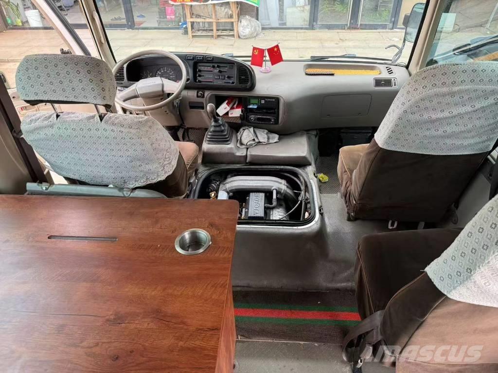 Toyota Coaster Bus Minibussit