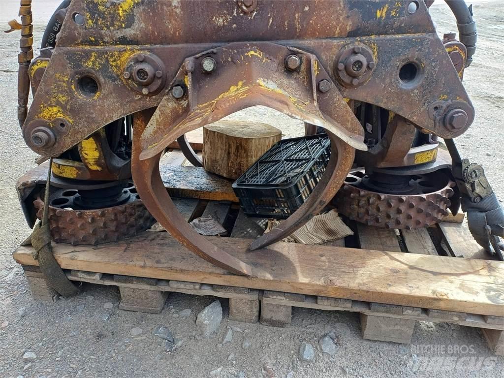John Deere 480 Hakkuupäät