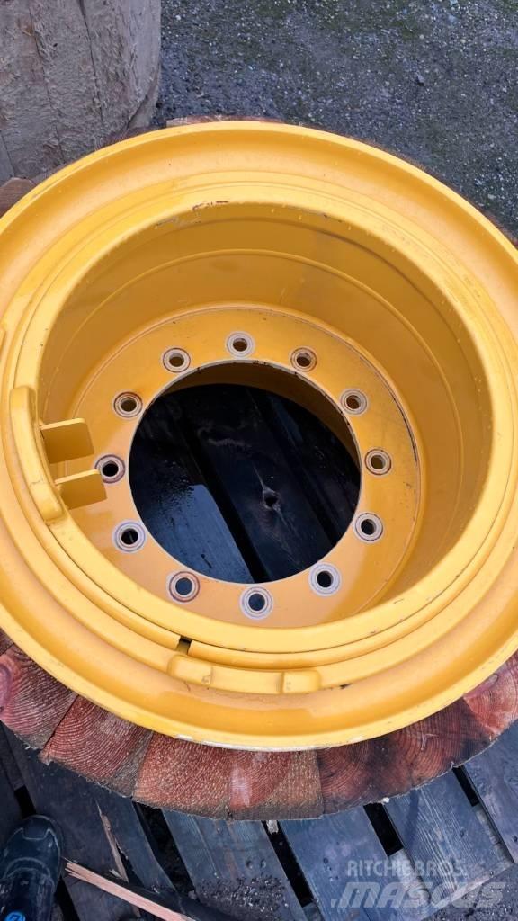 Volvo A30G Renkaat ja vanteet