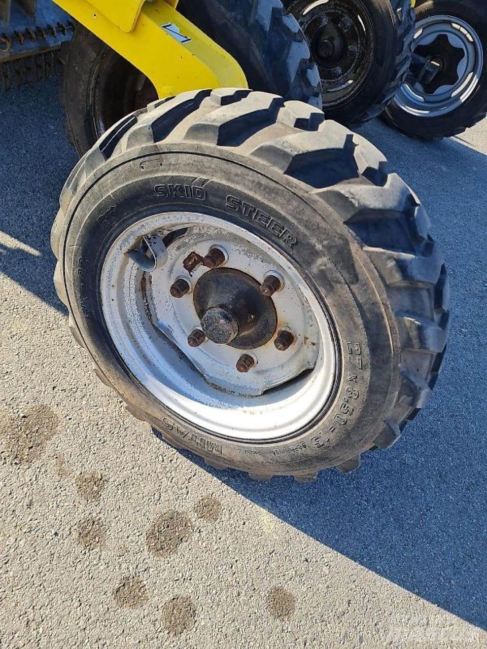Bednar MM7000 Kesantoleikkurit ja -murskaimet