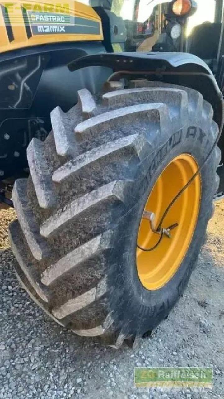 JCB fastrac 4220 Traktorit
