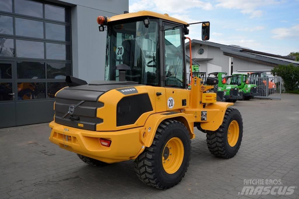 Volvo L 35 H Pyöräkuormaajat