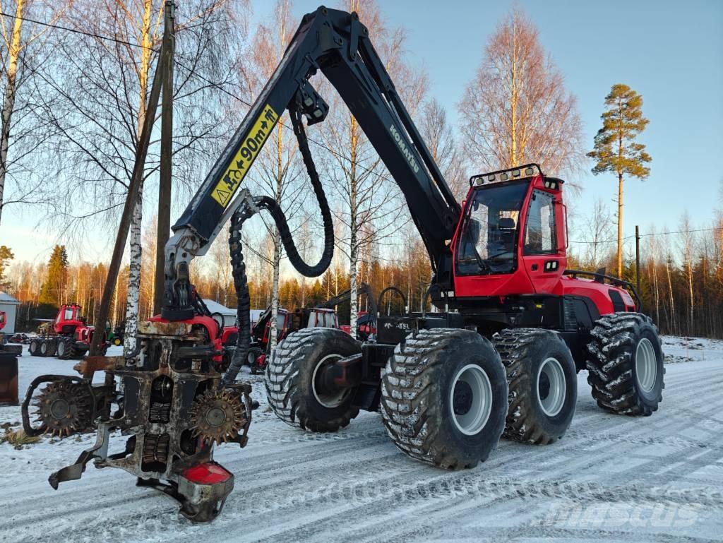 Komatsu 951 Harvesterit