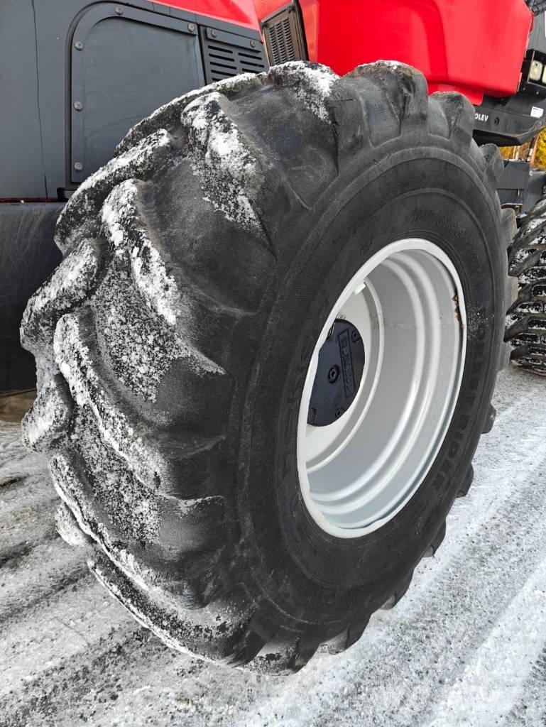 Komatsu 951 Harvesterit